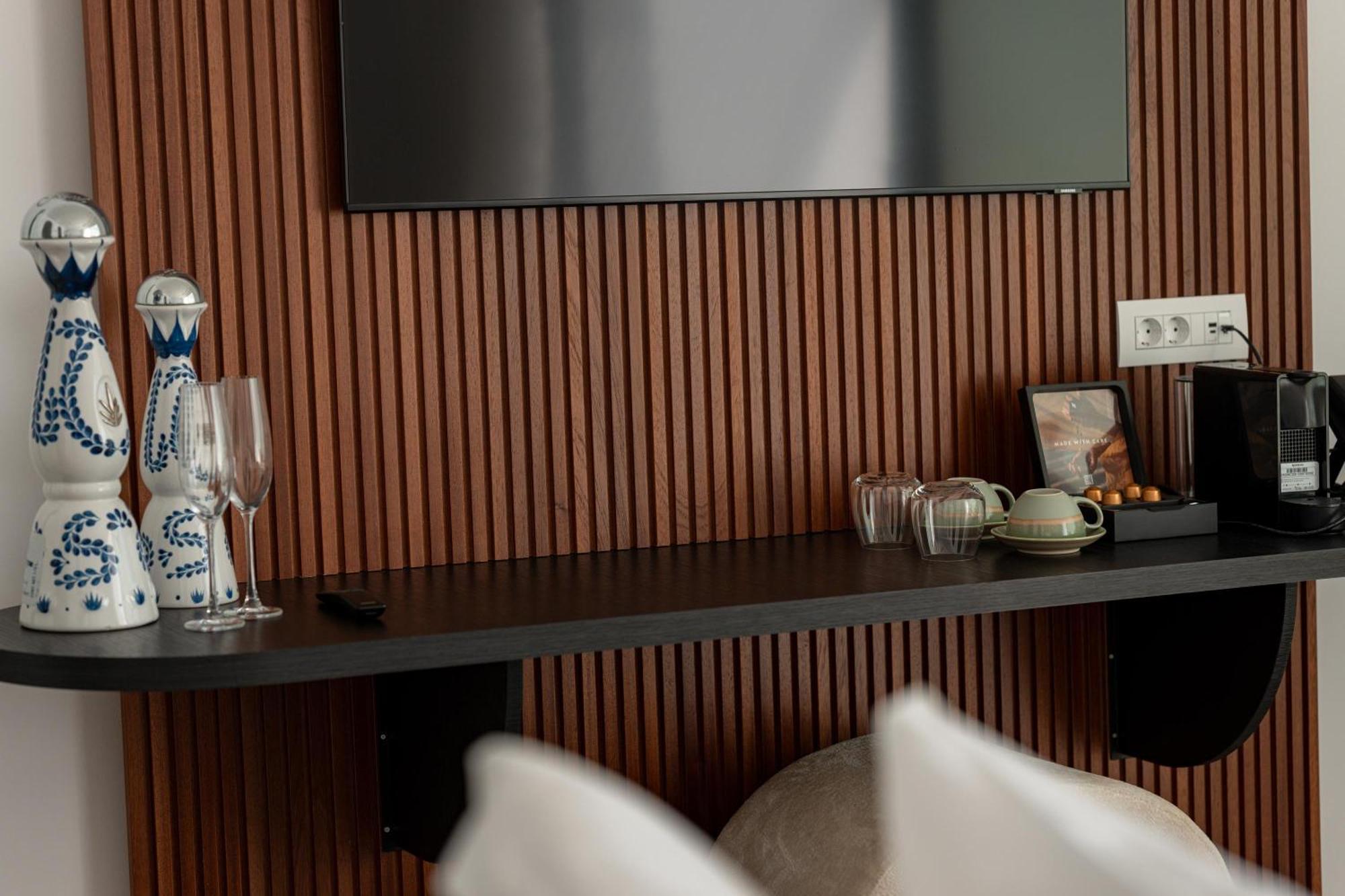 Muse Of Mykonos Luxury Suites Mykonos Town Экстерьер фото
